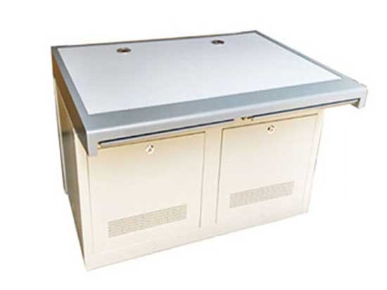 操作台的内部构成